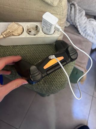 Mando Plastation 4