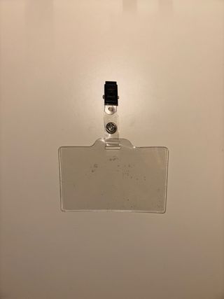 1 PORTA BADGE ORIZZONTALE TRASPARENTE E CLIP IN AC