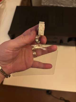 1 PORTA BADGE ORIZZONTALE TRASPARENTE E CLIP IN AC