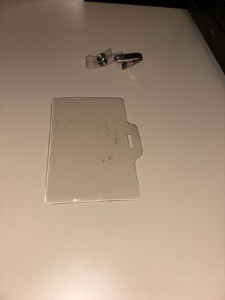 1 PORTA BADGE ORIZZONTALE TRASPARENTE E CLIP IN AC