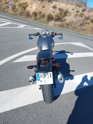Ducati monster 695