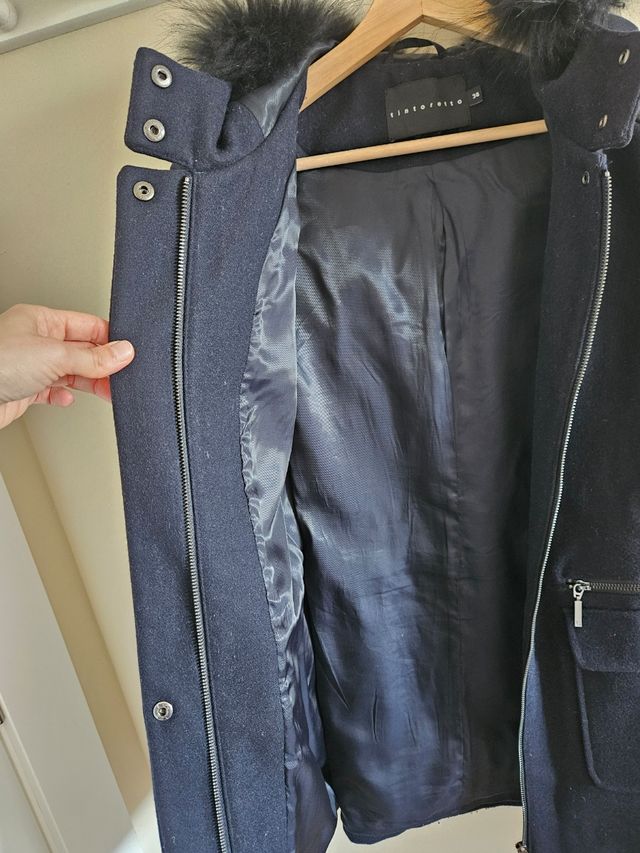 Abrigo mujer con capucha pelo