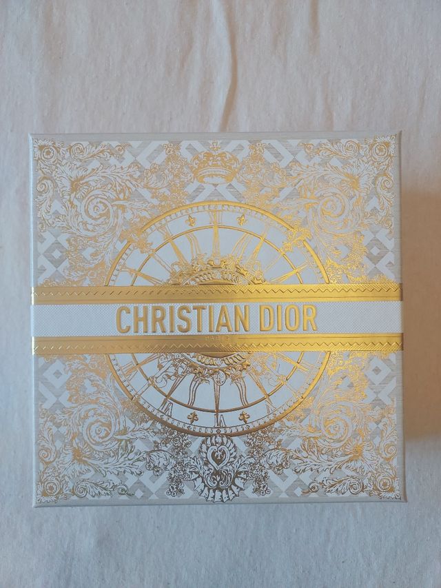 Scatola vuota e busta Christian Dior 