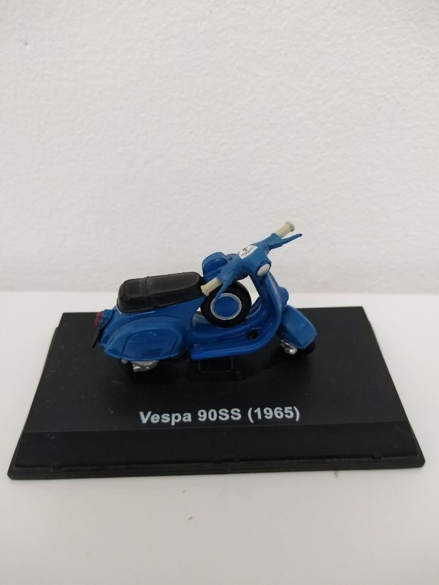Modellino Vespa 90SS 1965
