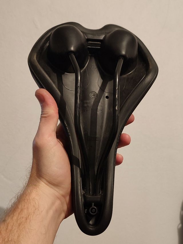 Sillín Btwin ERGOFITSYSTEM