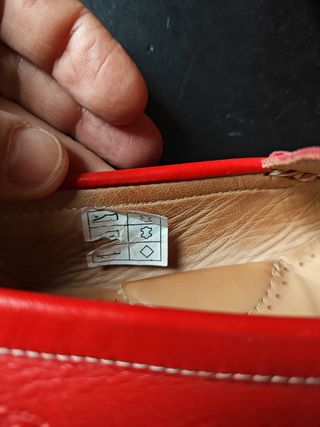 Zapatos mocasines de piel. 