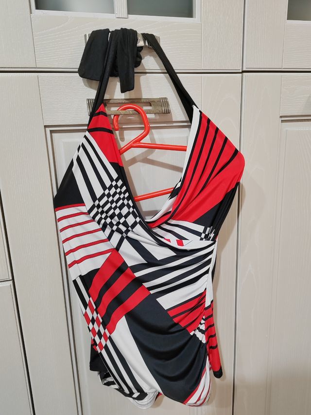 Top donna a spalle scoperte 