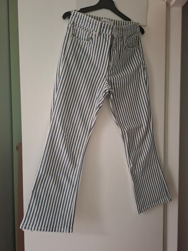Pantalón Zara