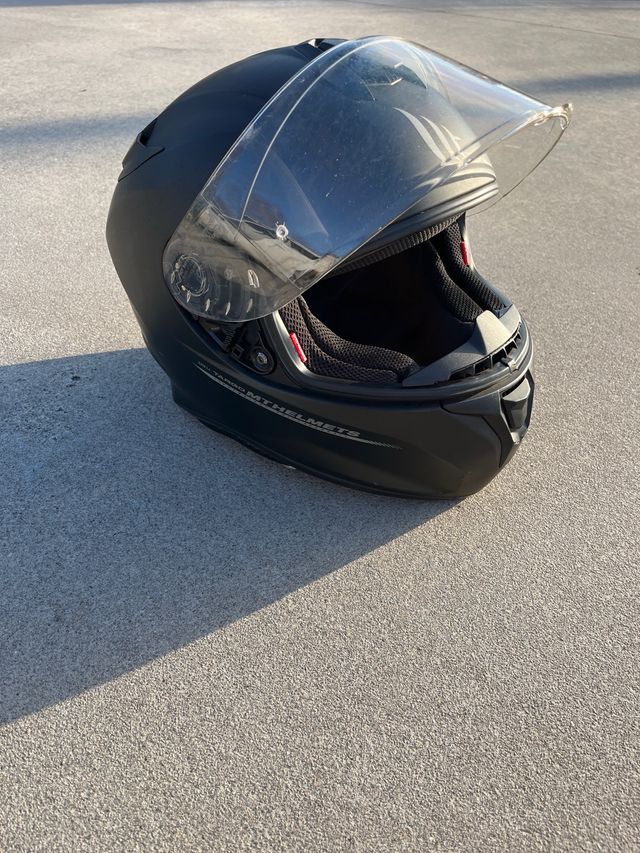 Casco moto MT HELMETS