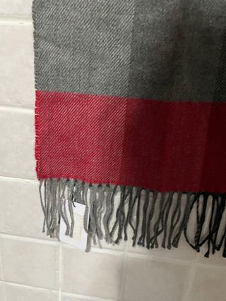 Sciarpa a quadri di pura lana vergine  Lambswool 