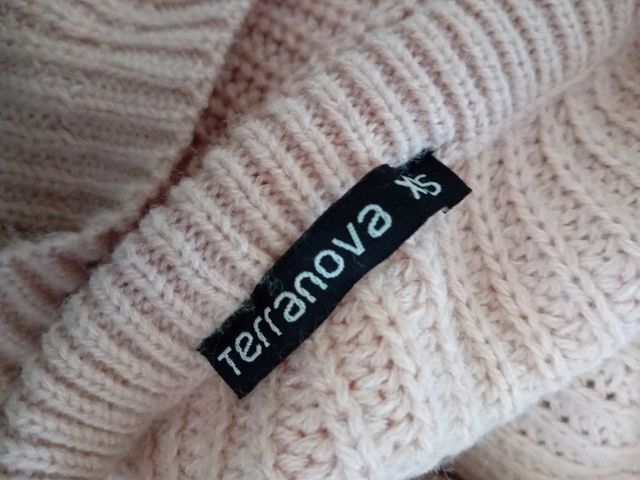 Maglione rosa baby crop con scollo rotondo 🩷