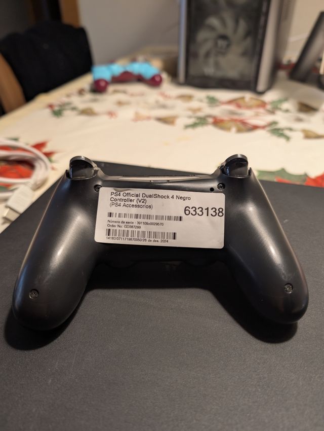 PS4 Slim 1TB+ Mando NUEVO+Juegos AAA