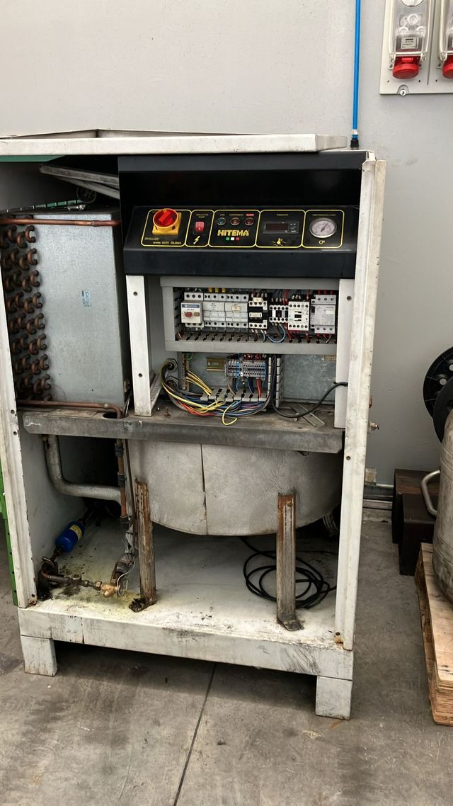 Vendo Frigo Hitema per macchine utensili