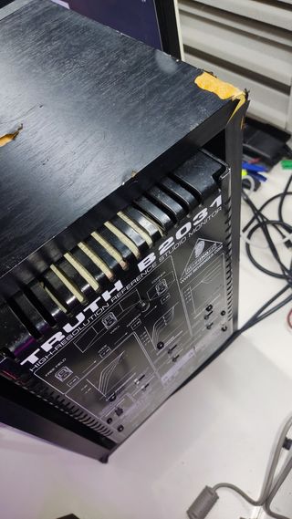 Monitor 2 truth b2031 v1