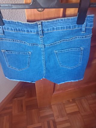 Falda pantalón vaquera corta 