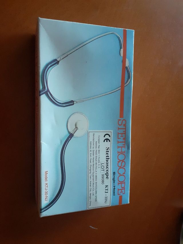 Estetoscopio.Nuevo