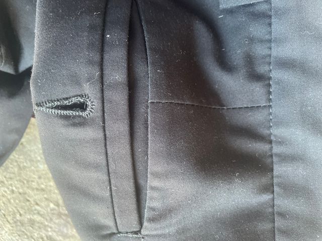 Pantaloni neri slim John Barritt taglia 46 it