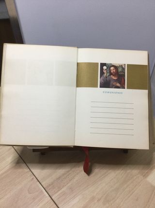 La Biblia ediciones Giner 1970 con Atril incluido