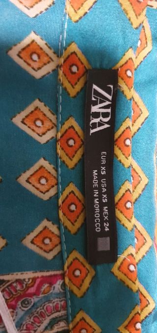 Vestido Zara estampado corto camisero