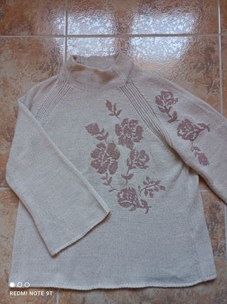 Jersey oversize manga campana y bordado