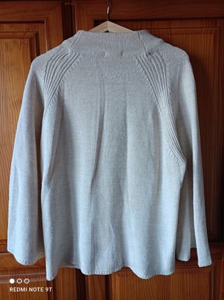 Jersey oversize manga campana y bordado