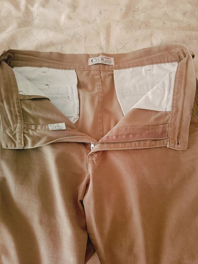 Pantalón de hombre chino