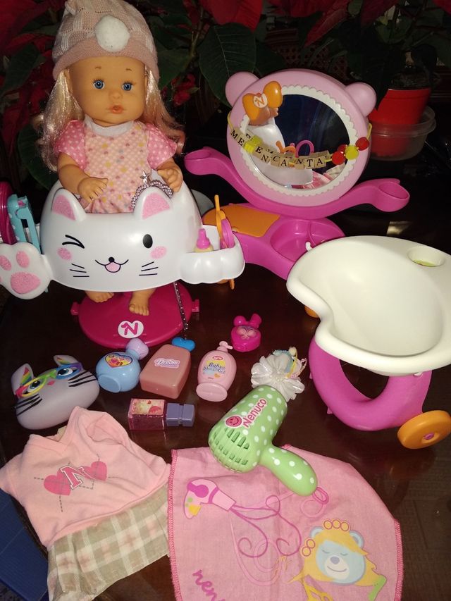 Nenuco y salón belleza