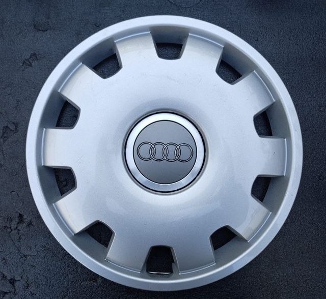 Tapacubos Audi A4 16"