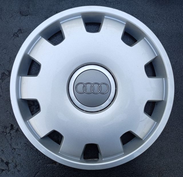 Tapacubos Audi A4 16"