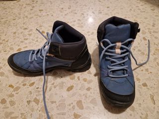 41 Botas de montaña y trekking Quechua