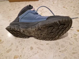 41 Botas de montaña y trekking Quechua