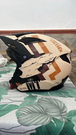 Casco MT moto