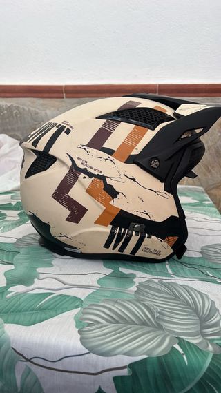 Casco MT moto