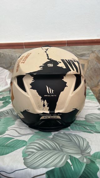 Casco MT moto