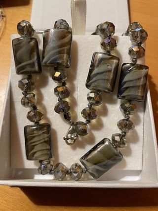 Portagioie con gioielli inclusi