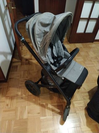 Carro de bebe y niño  con capazo 