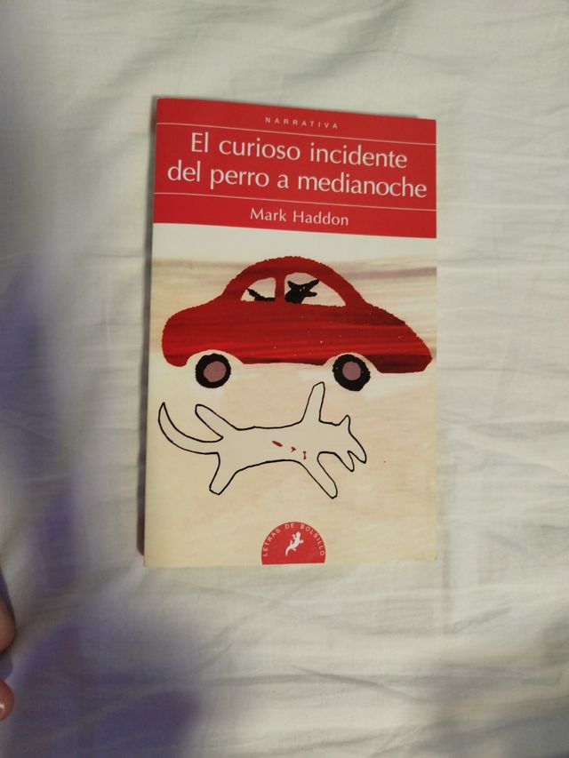El curioso incidente del perro a medianoche/ The Curious Incident of the Dog in the Night-Time (Spanish Edition)