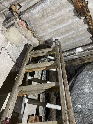 Escalera electricista madera 6,80metros 2 tramos