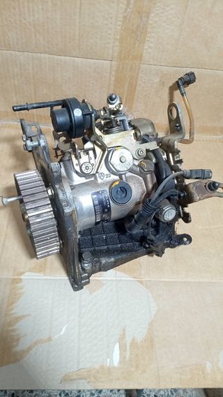 Bomba inyectora Peugeot 306