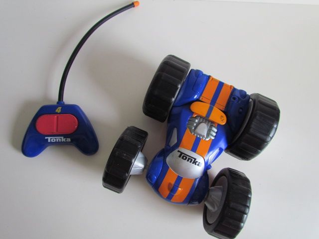 JUGUETE - CHUCK&FRIENDS RACER VEHICLE