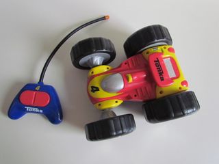 JUGUETE - CHUCK&FRIENDS RACER VEHICLE
