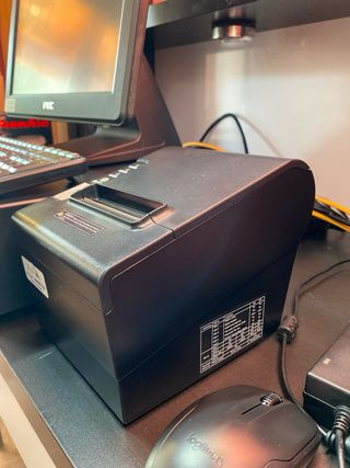 TPV J1900 KM0 REFURBISHING  4GB RAM  HD120  TÀCTIL