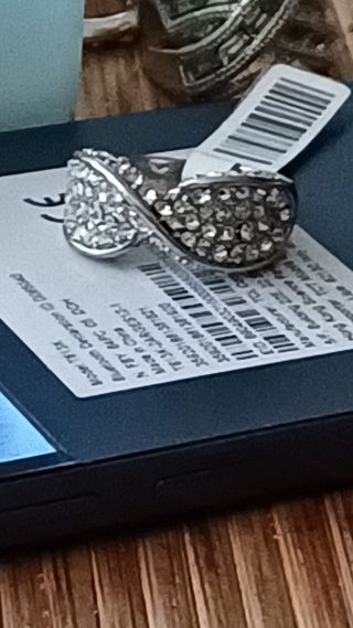 ANILLO CON DIAMANTES SINTÉTICOS 