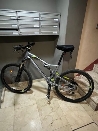 ROCKRIDER BIKE