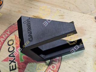 Visera Garmin Striker 4 Plus