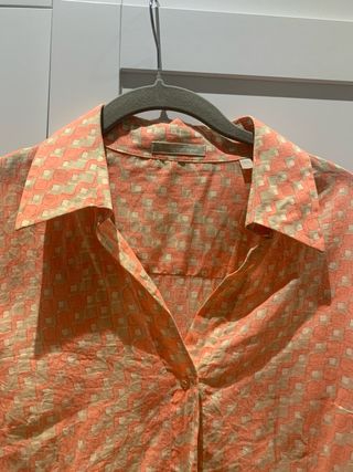 Camisa color salmón