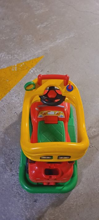 Correpasillos coche - balancín