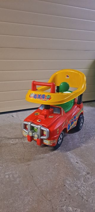 Correpasillos coche - balancín