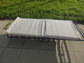 CAMA PORTÁTIL IKEA CON RUEDAS