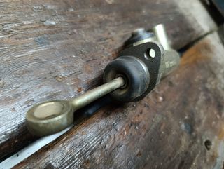 Bomba de freno simca 1200